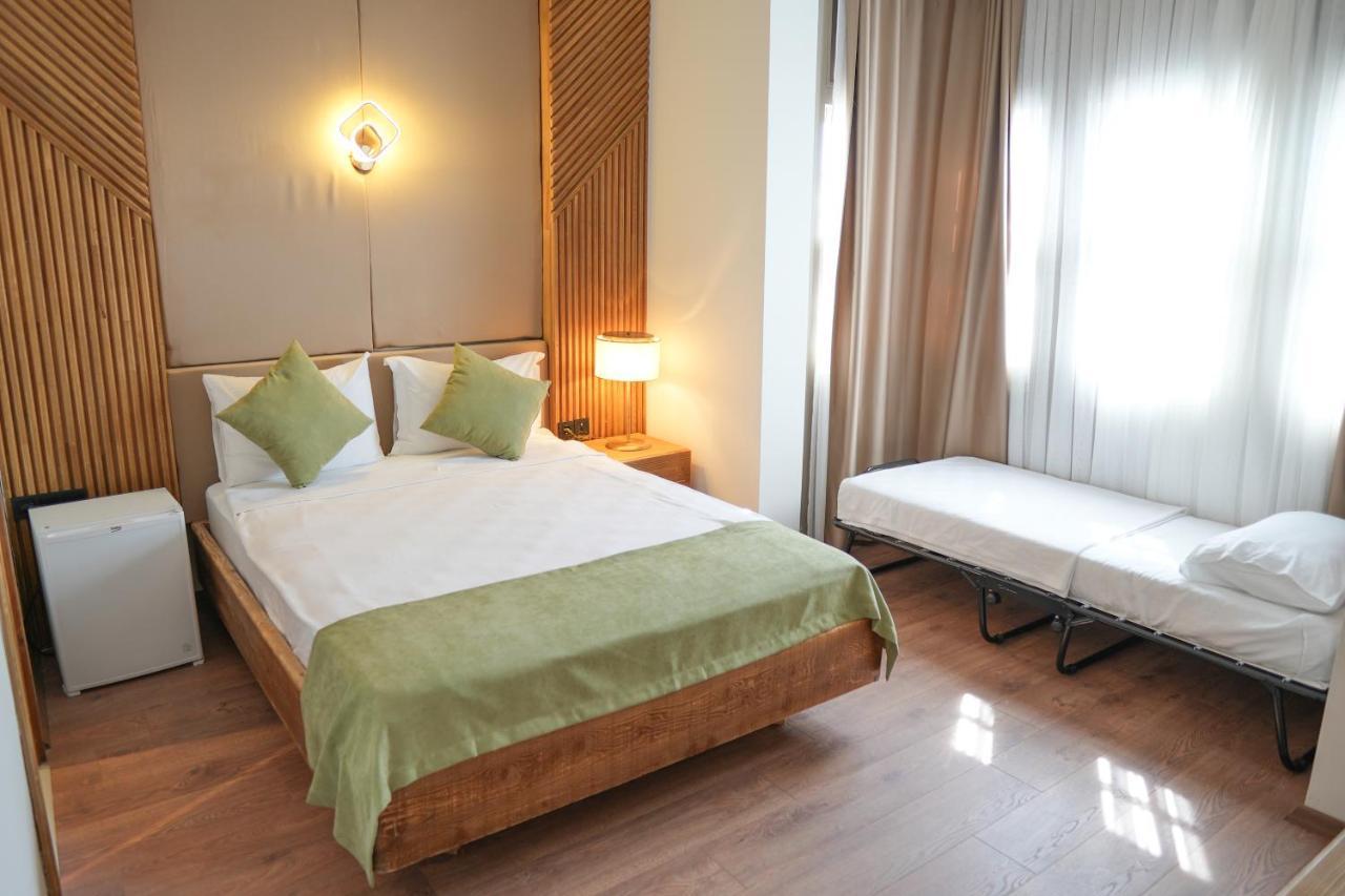 Serefe Hotel Alacati Exterior photo